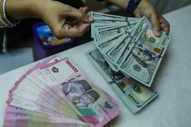 Rupiah Tertekan, Tembus 17.500 per Dolar AS, Ini Penyebabnya