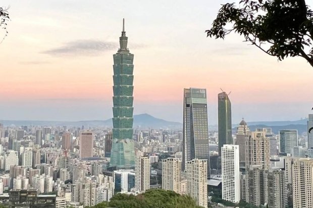 Trump Turunkan Tarif Impor Produk Taiwan Jadi 15%