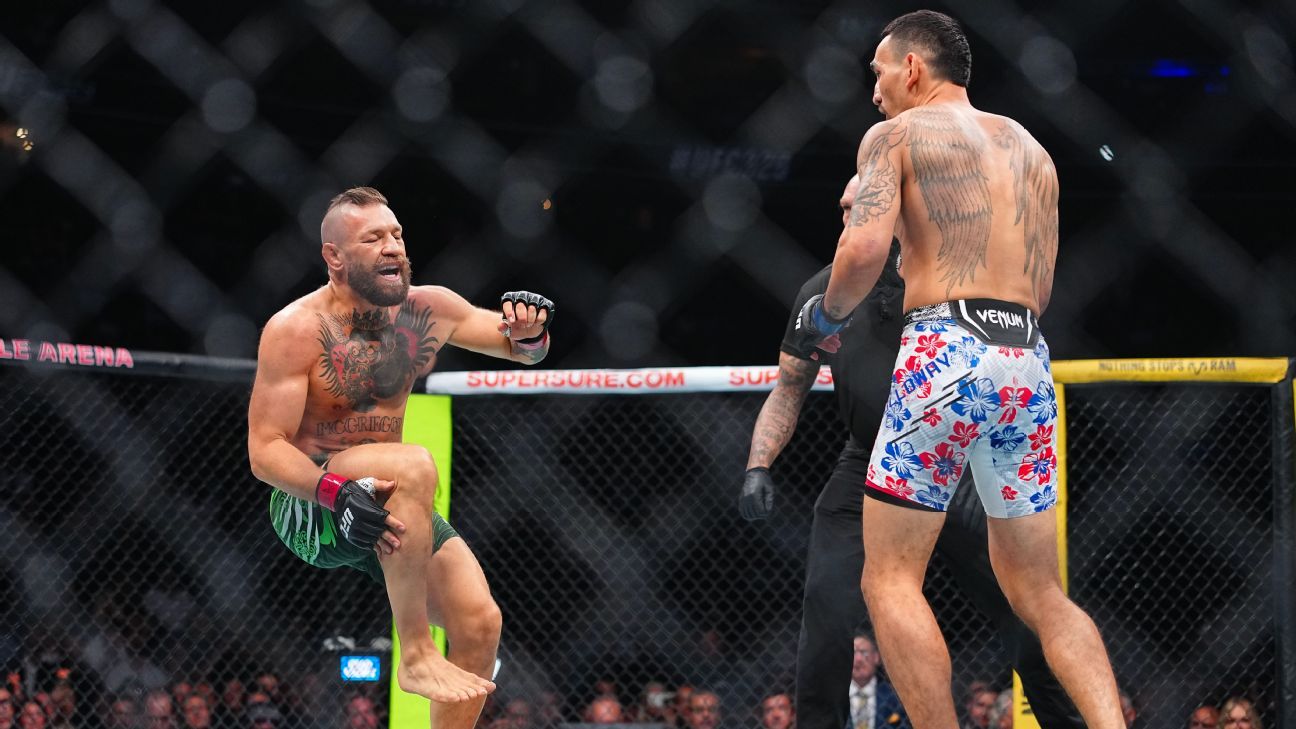 Kembalinya McGregor Berakhir Tragis, Kaki Terkilir di Round Pertama