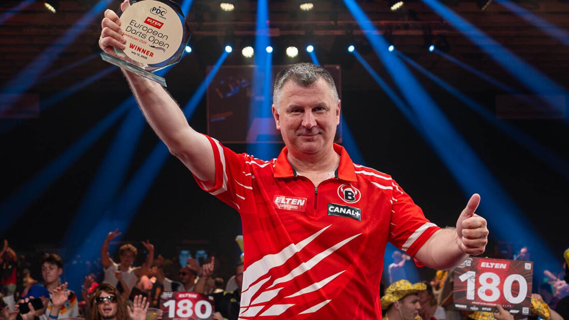 Krzysztof Ratajski Menang Dramatis di European Darts Open